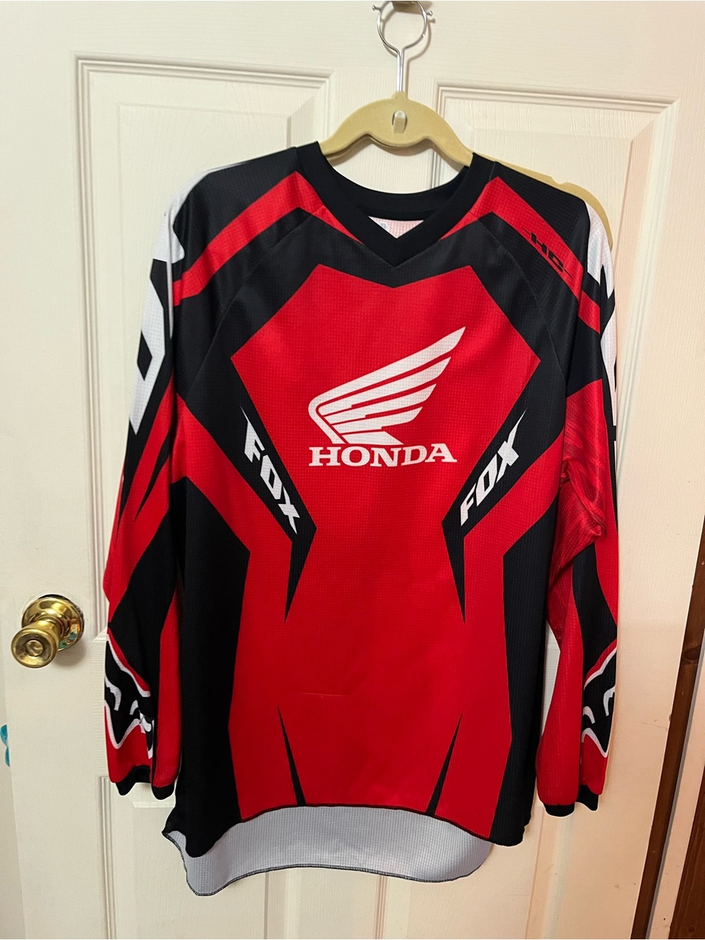 Vintage Y2K Fox Red and Black Men’s Motocross Jersey with White Accents